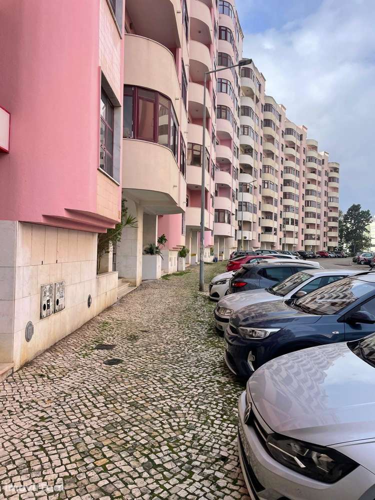 **Box na Rua Maria Carlota D´Oliveira para Venda!** - Grande imagem: 3/12