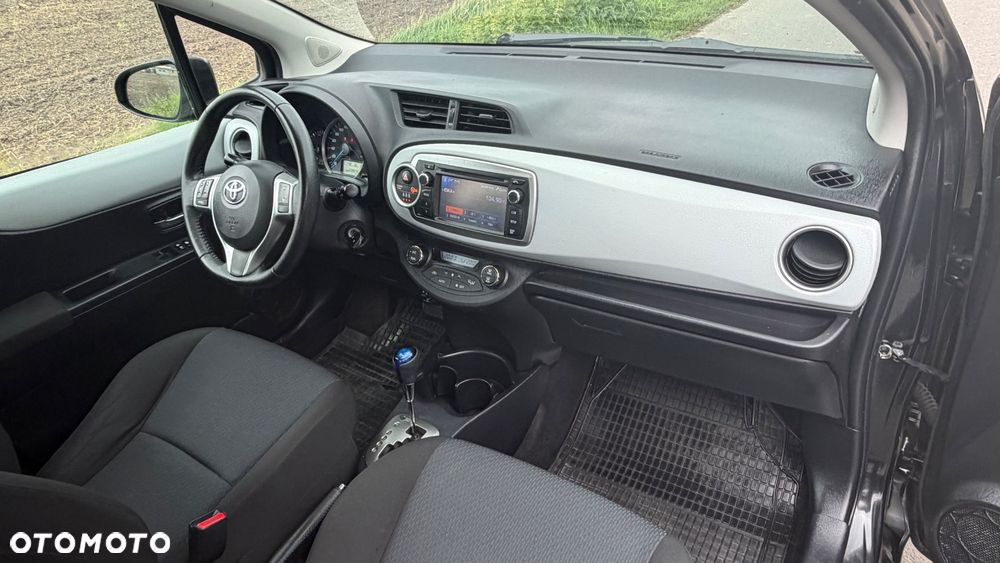 Toyota Yaris - 29