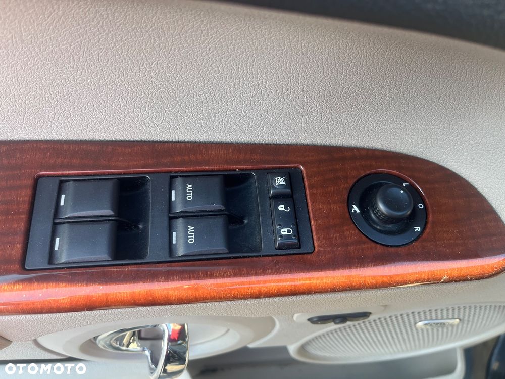 Jeep Commander 3.0 CRD DPF Automatik Limited - 18