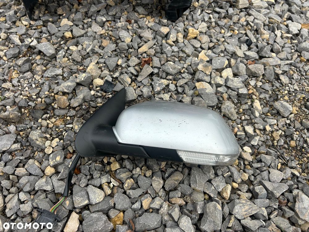 KL Lusterko Lewe Prawe Skoda Octavia II 7 PIN Eu Srebrne - 8