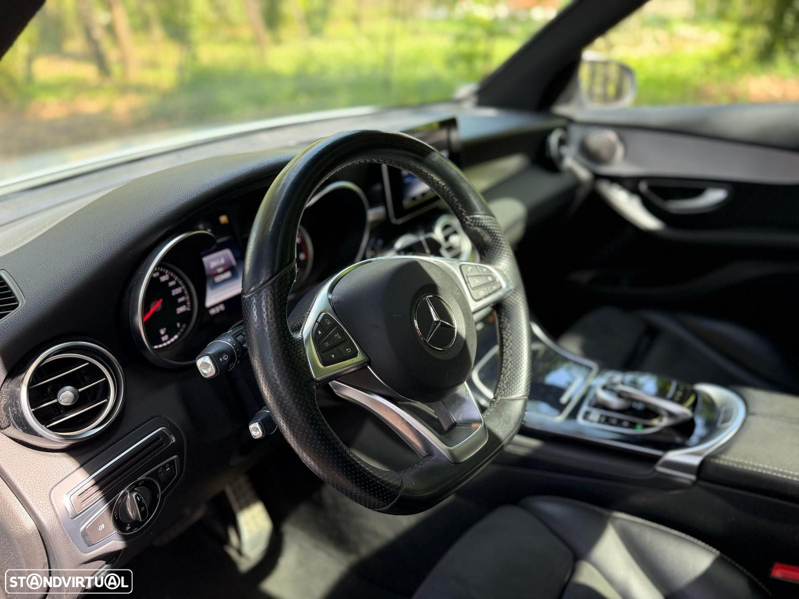Mercedes-Benz GLC 220 d 4Matic 9G-TRONIC AMG Line - 13