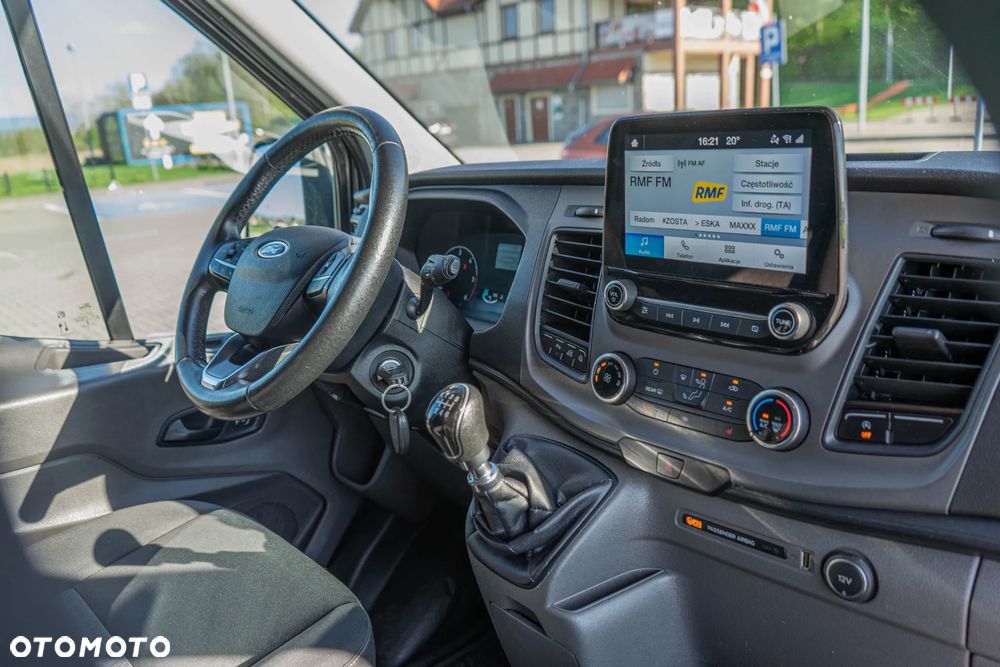 Ford Transit - 26