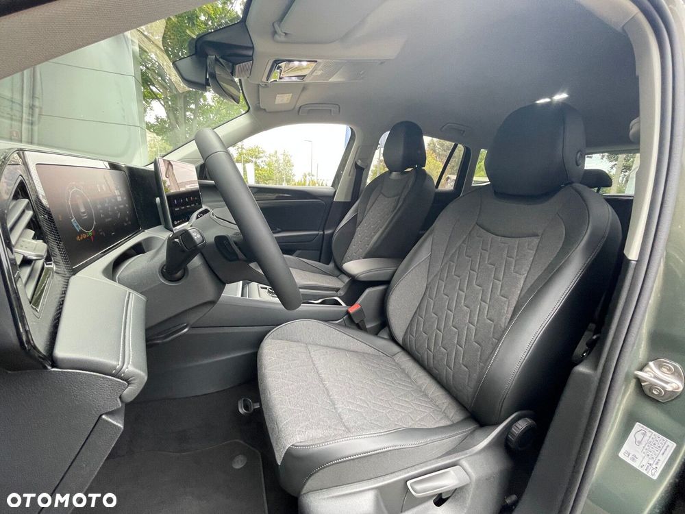 Volkswagen Tiguan - 13