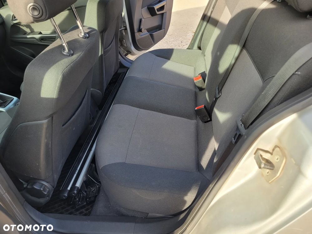 Opel Astra - 17
