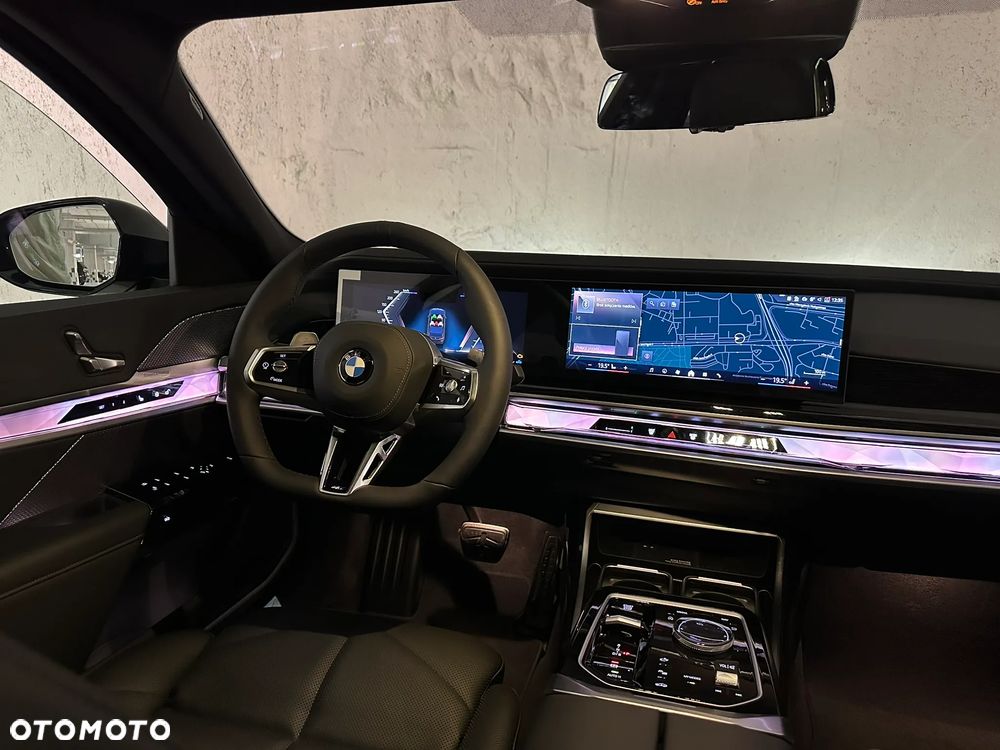 BMW Seria 7 - 29