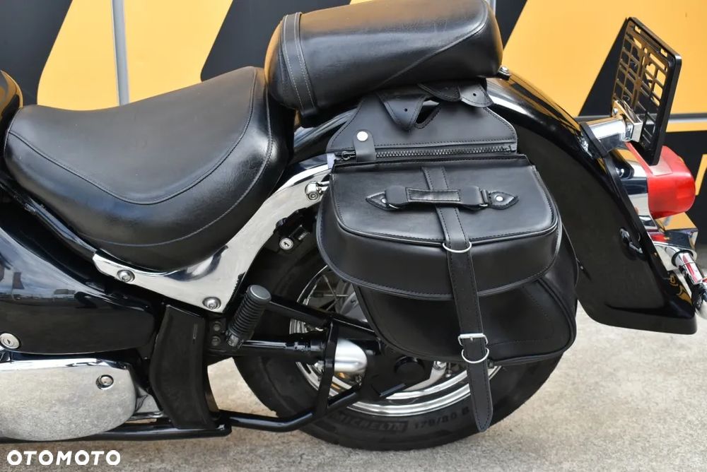 Suzuki VL 800 Volusia - Boulevard C50 - 11