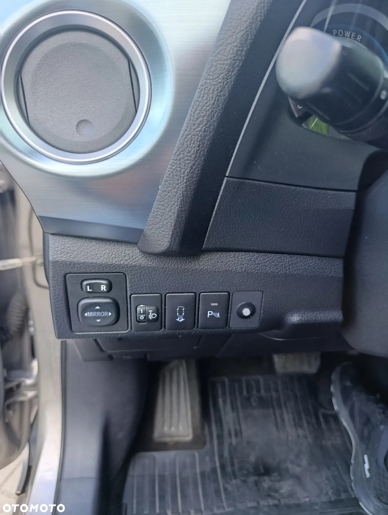 Toyota Auris Hybrid 135 Prestige - 10
