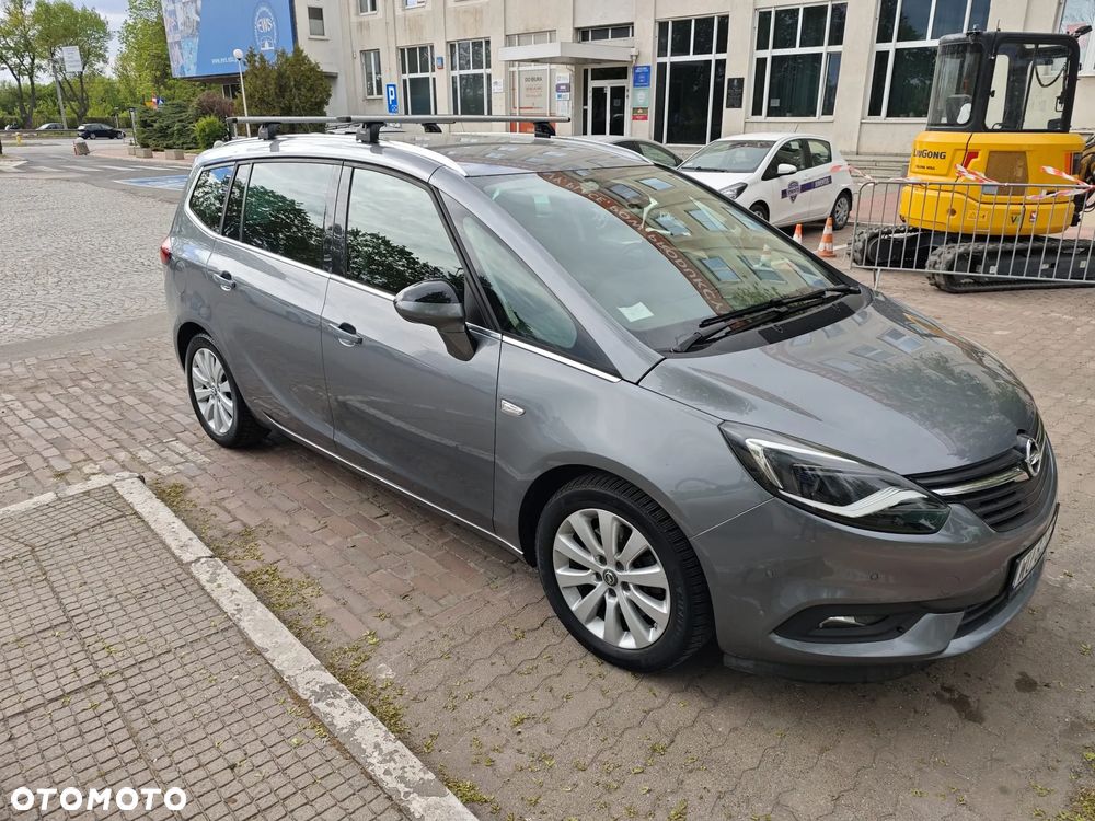 Opel Zafira 2.0 CDTI Plus EcoFLEX S&S - 9