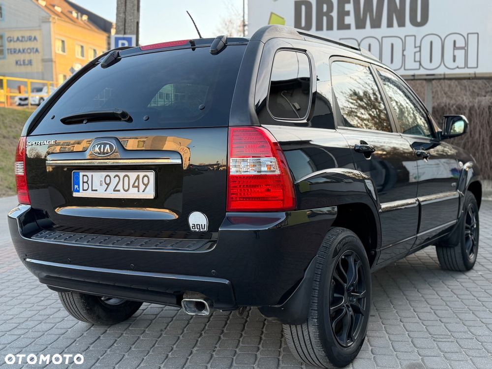 Kia Sportage 2.0 Expedition + - 9