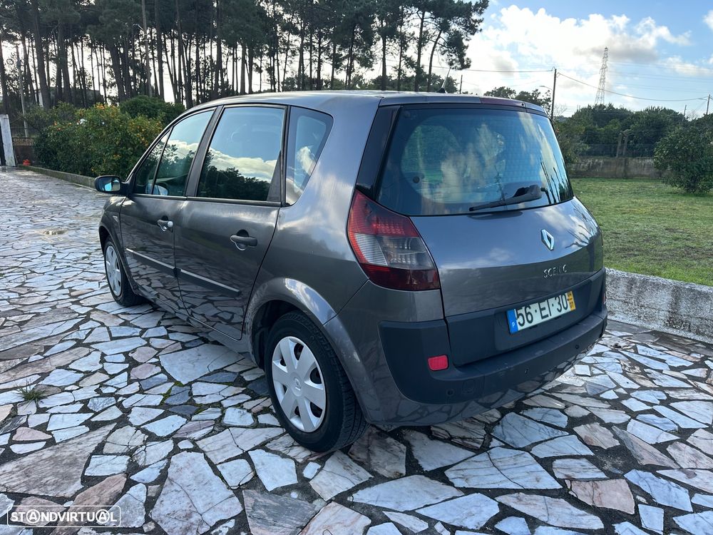 Renault Scénic 1.5 dCi Expression - 4