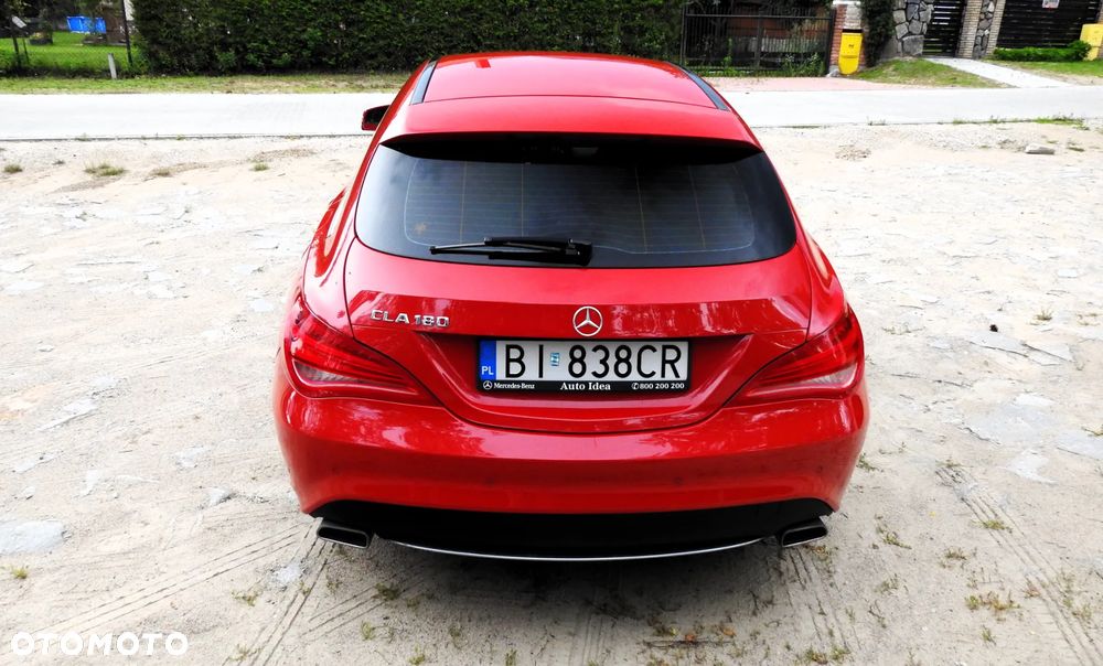 Mercedes-Benz CLA 180 7G-DCT - 5
