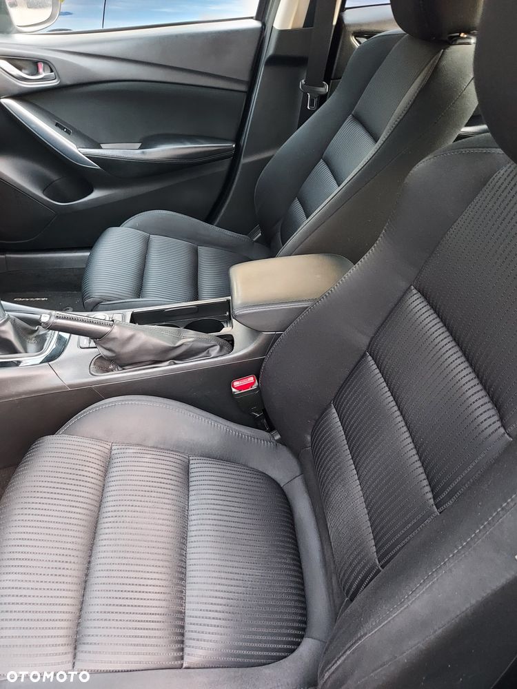 Mazda 6 - 8