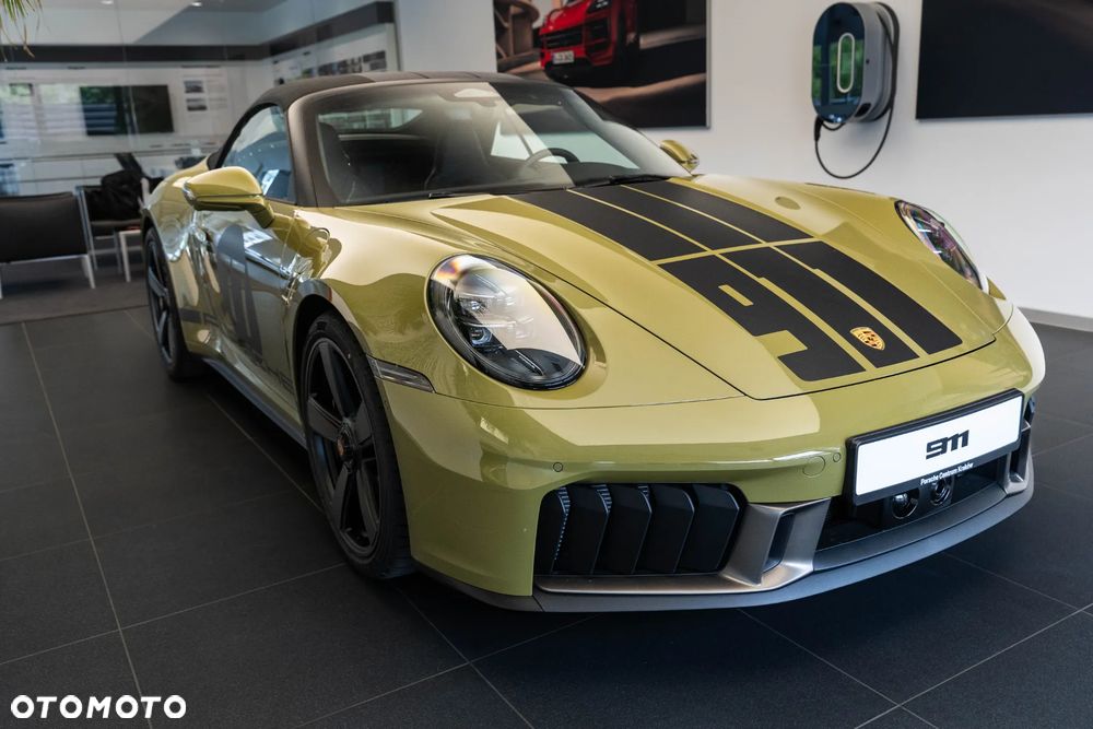 Porsche 911 Carrera T-Hybrid Spirit 70 - 7