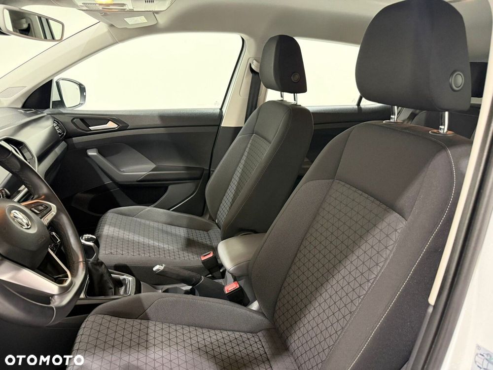 Volkswagen T-Cross - 26