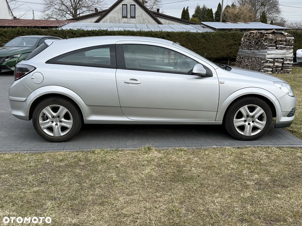 Opel Astra - 2