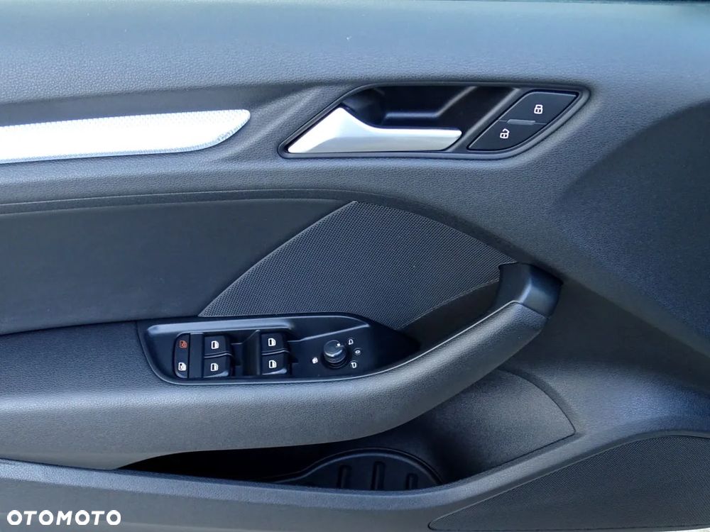 Audi A3 Sportback 2.0 TDI - 9