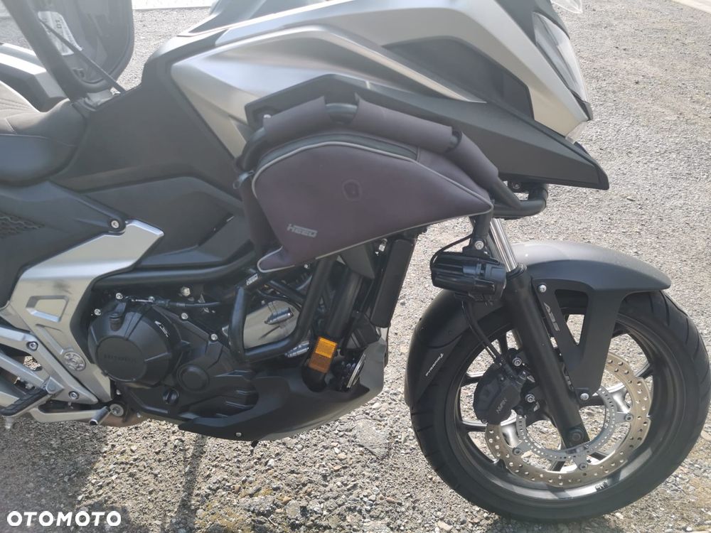 Honda NC - 12