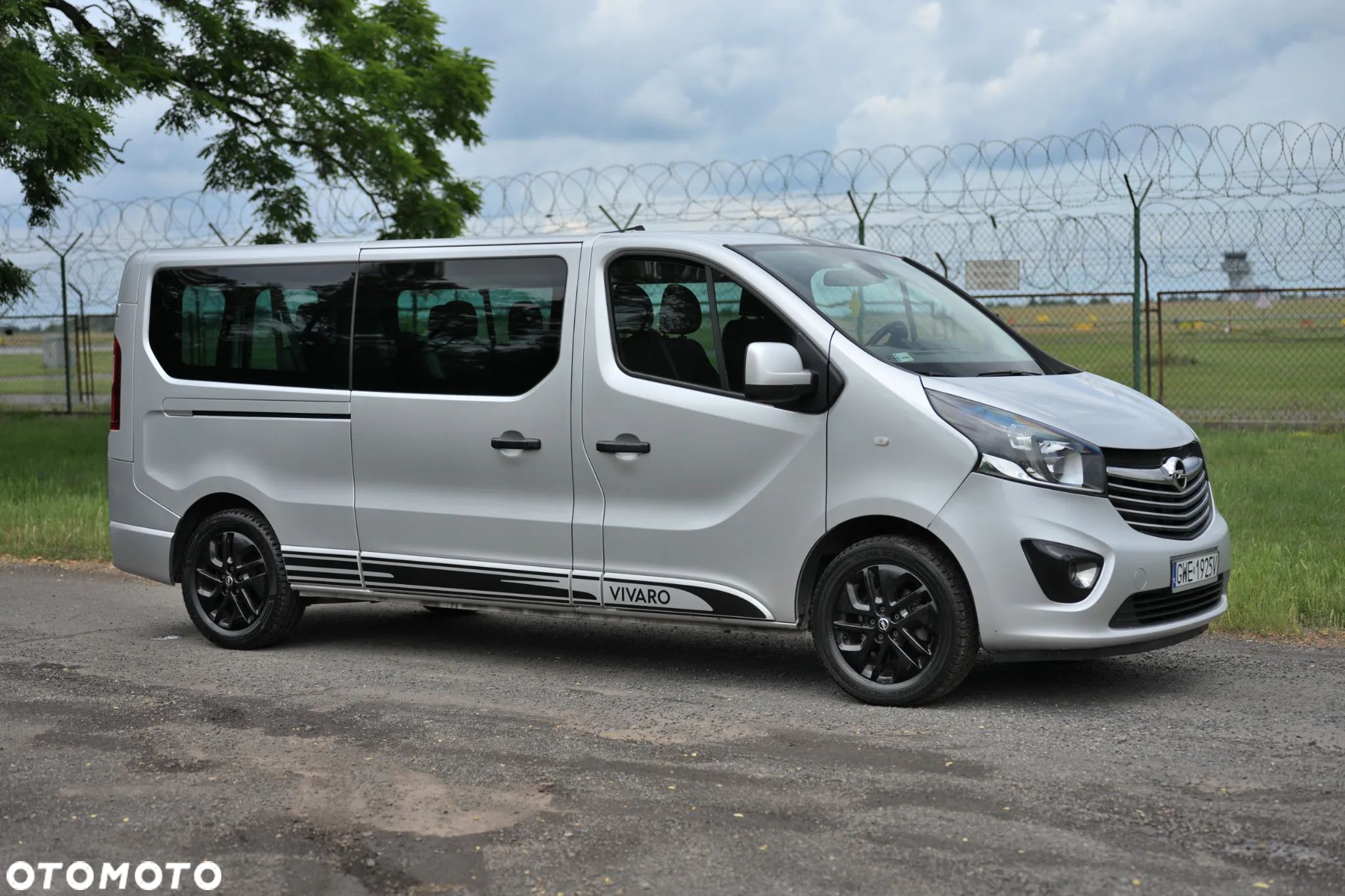 Opel Vivaro 1.6 D L2H1 S&S Tourer - 1