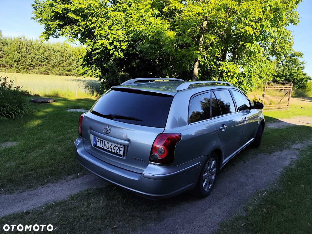 Toyota Avensis 1.8 VVT-i Luna - 8