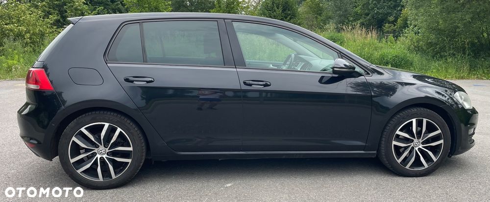 Volkswagen Golf 1.6 TDI DPF Highline - 5