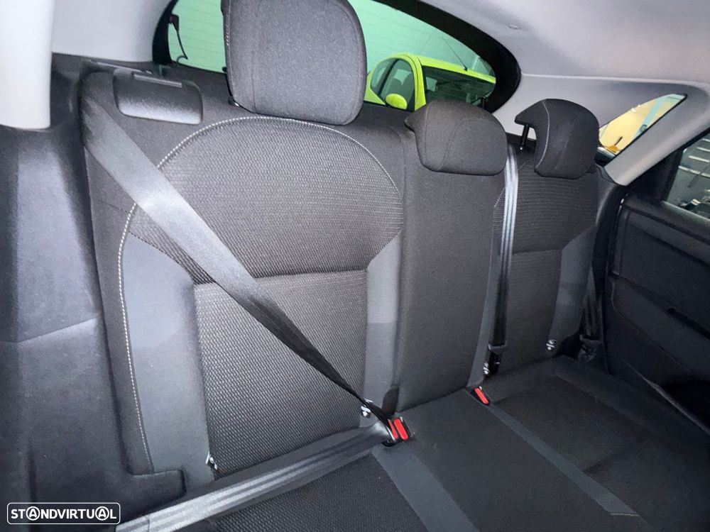 Citroën C4 1.2 PureTech Feel - 11