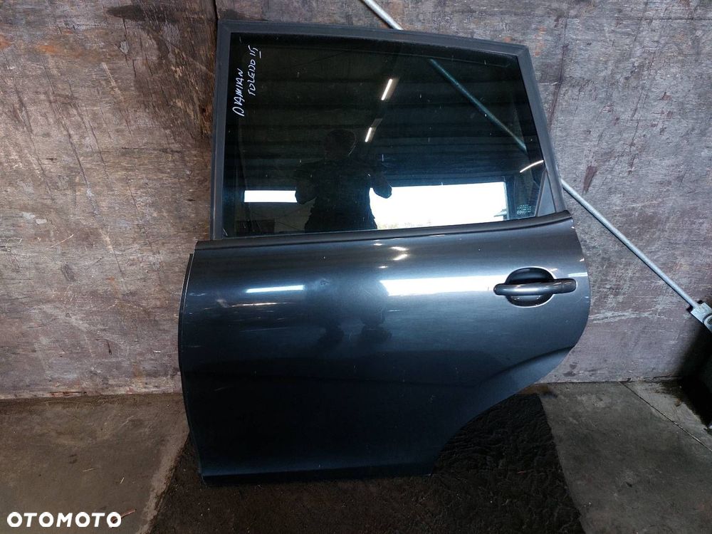 DRZWI KOMPLETNE LEWY TYŁ TOLEDO III L59N - 1