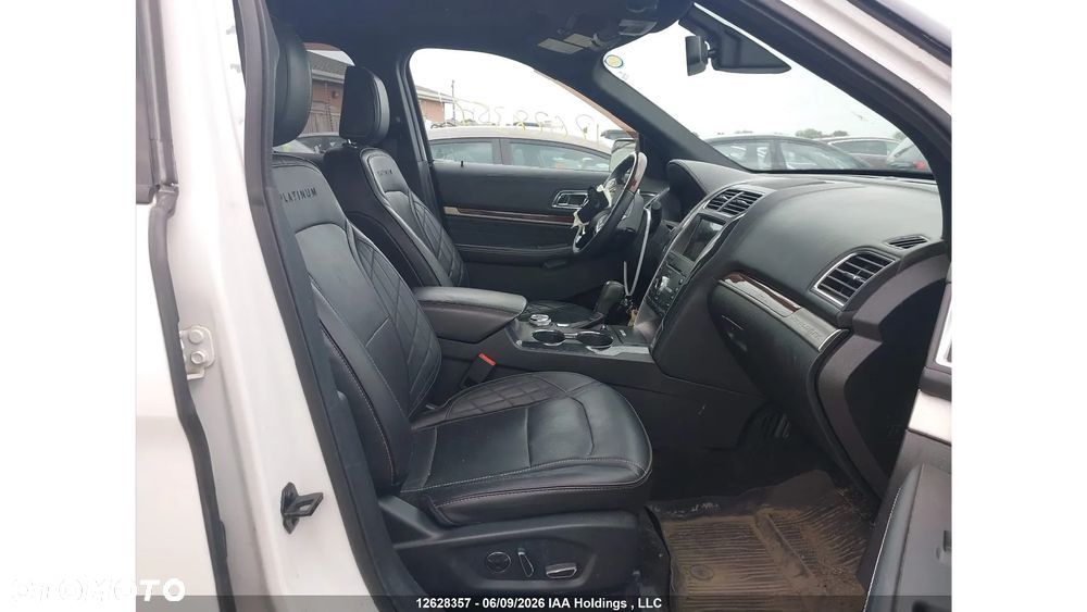 Ford Explorer - 6