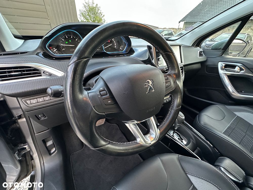 Peugeot 2008 1.2 Pure Tech Active S&S EAT6 - 15