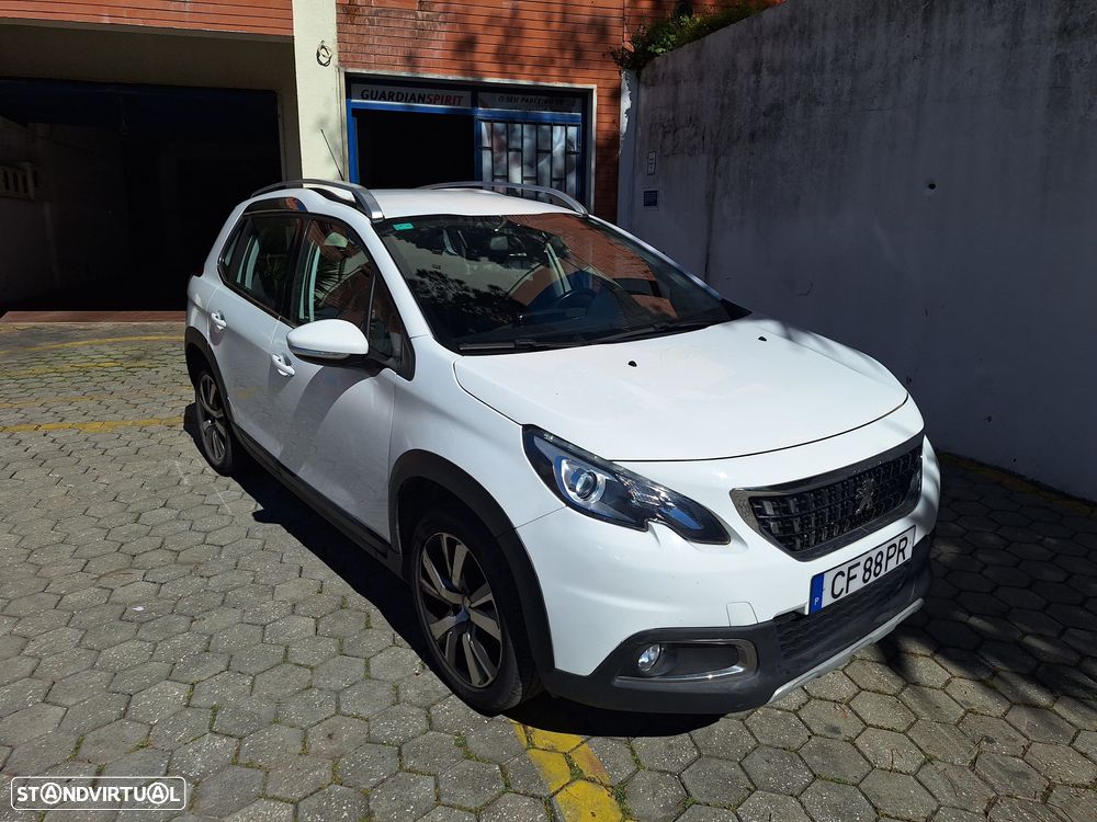 Peugeot 2008 1.2 PureTech Allure - 6