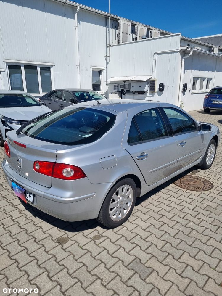 Renault Laguna 2.0 dCi FAP Privilege - 4