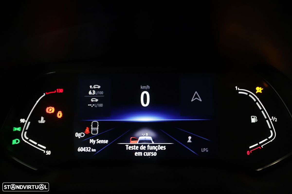 Renault Clio 1.0 TCe Techno Bi-Fuel - 15