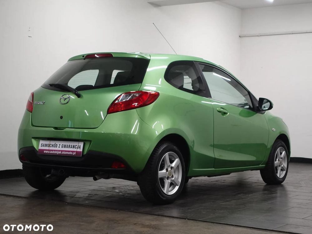 Mazda 2 - 8