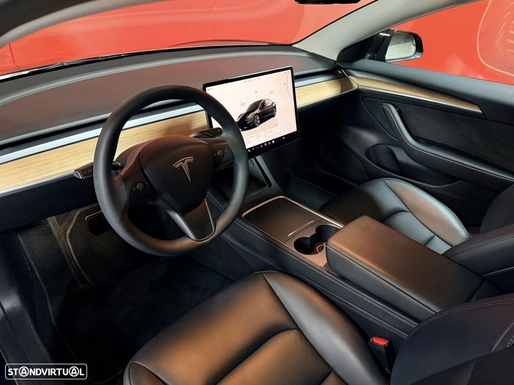 Tesla Model 3 Long-Range RWD - 6