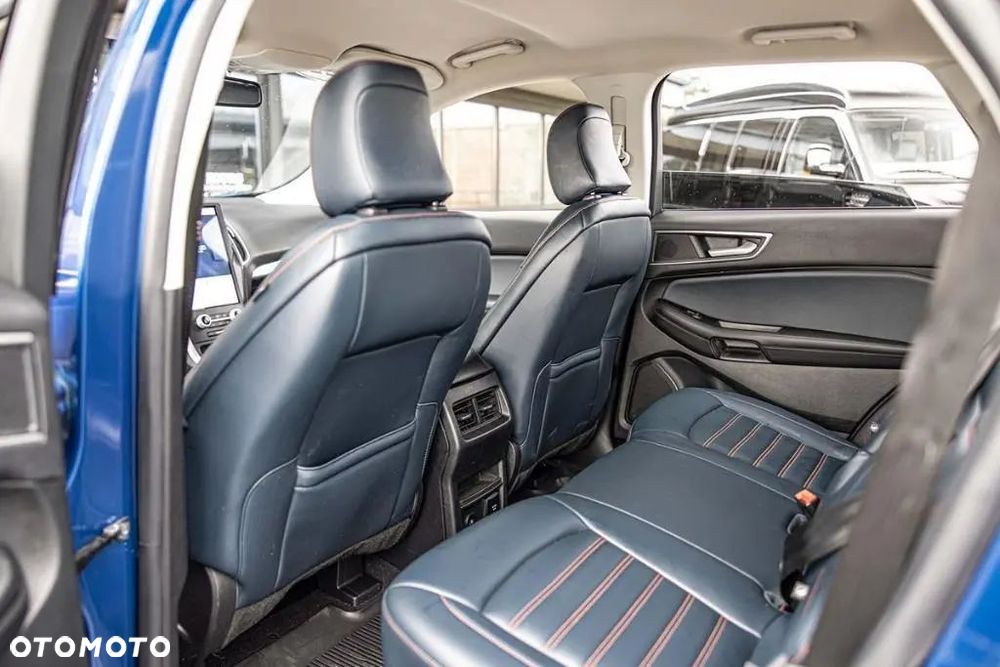 Ford Edge - 18