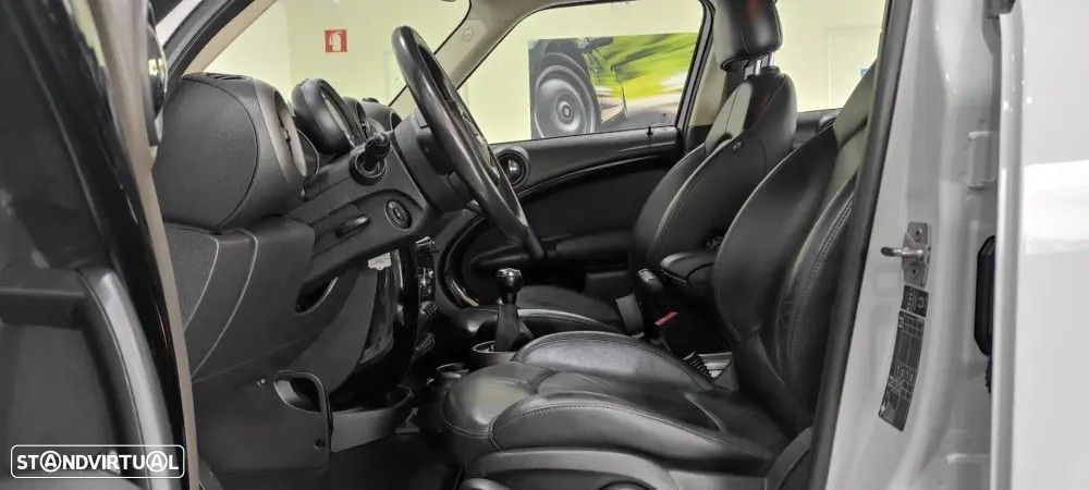 MINI Countryman One D - 17