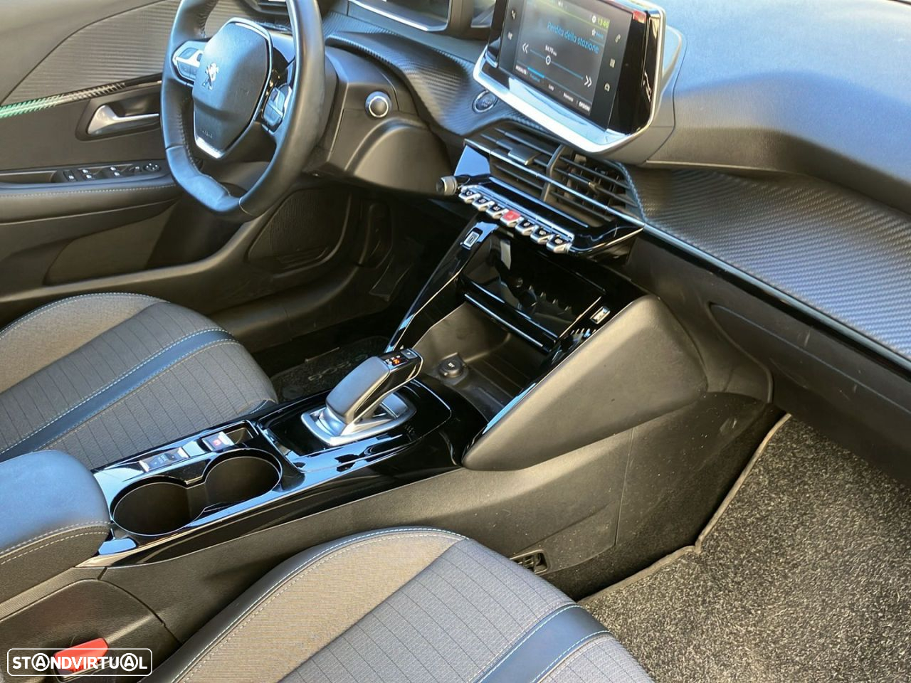 Peugeot e-208 50 kWh Allure - 18