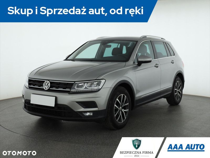 Volkswagen Tiguan - 2