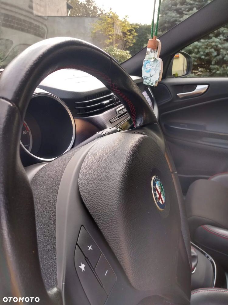 Alfa Romeo Giulietta 1.4 TB Distinctive - 4
