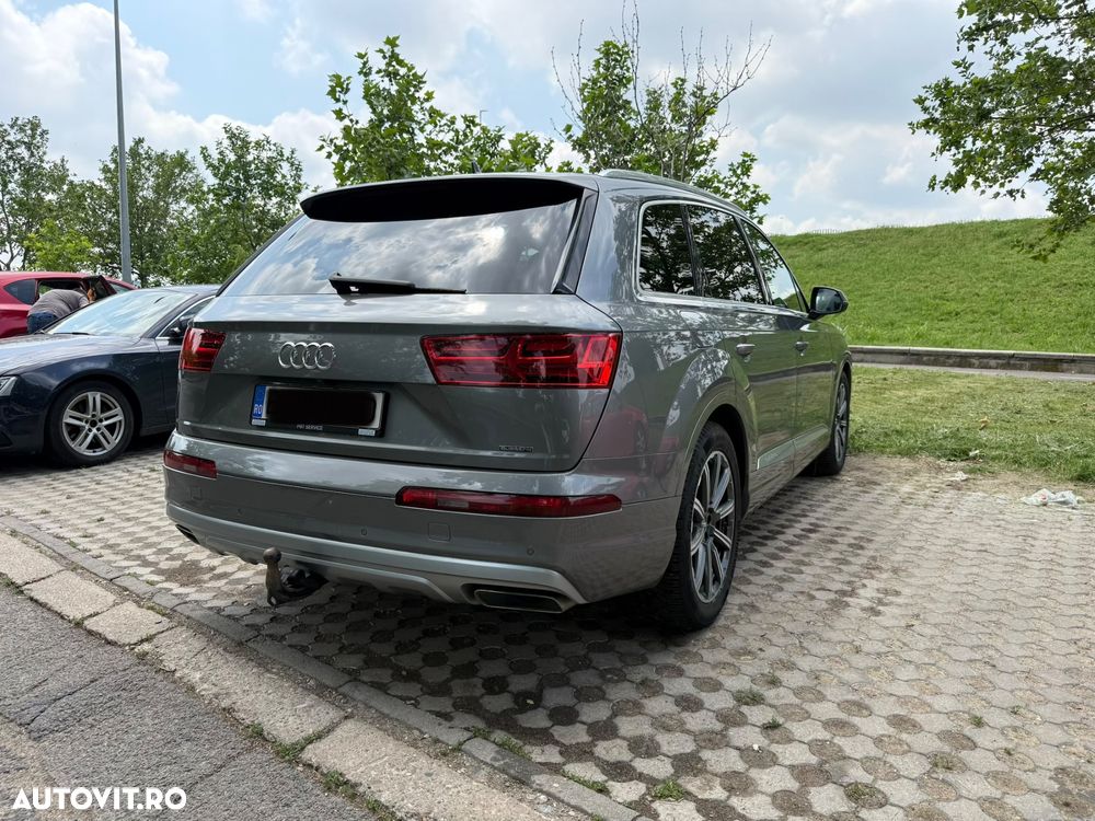 Audi Q7 - 4