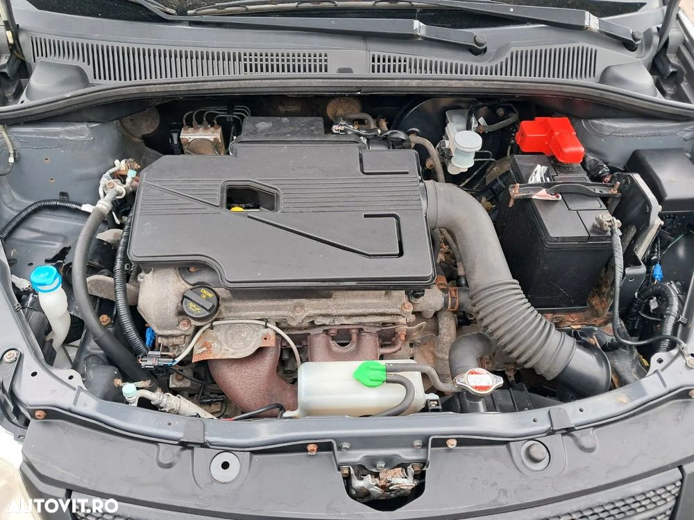 Dezmembrez Suzuki Sx4 - 5