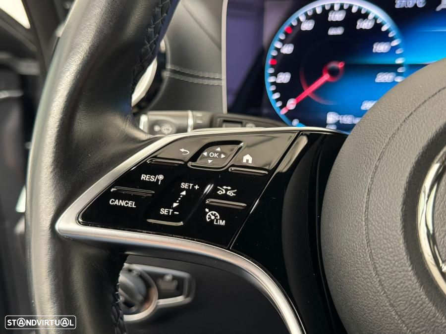 Mercedes-Benz E 300 de AMG Line 4Matic - 18