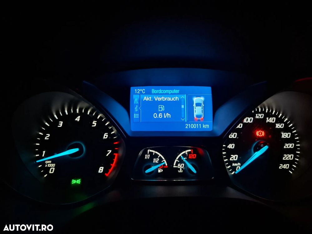 Ford Focus - 21