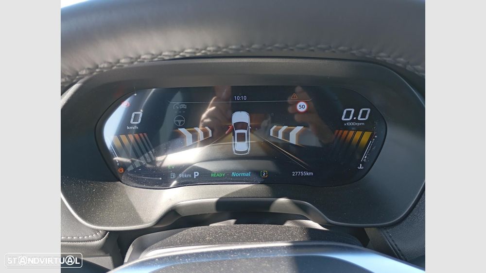 MG ZS 1.5 Hybrid+ Luxury — fotografia 18