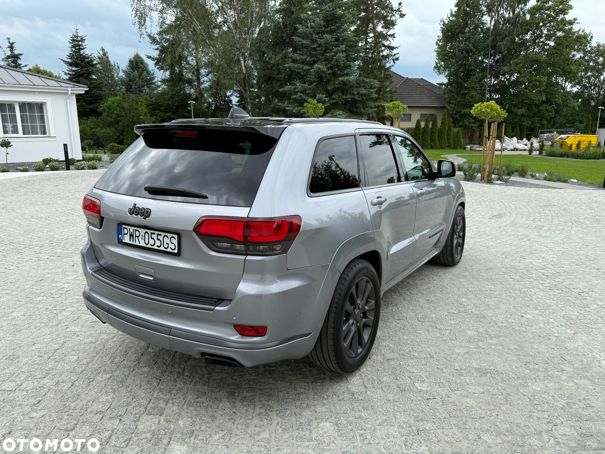 Jeep Grand Cherokee - 8