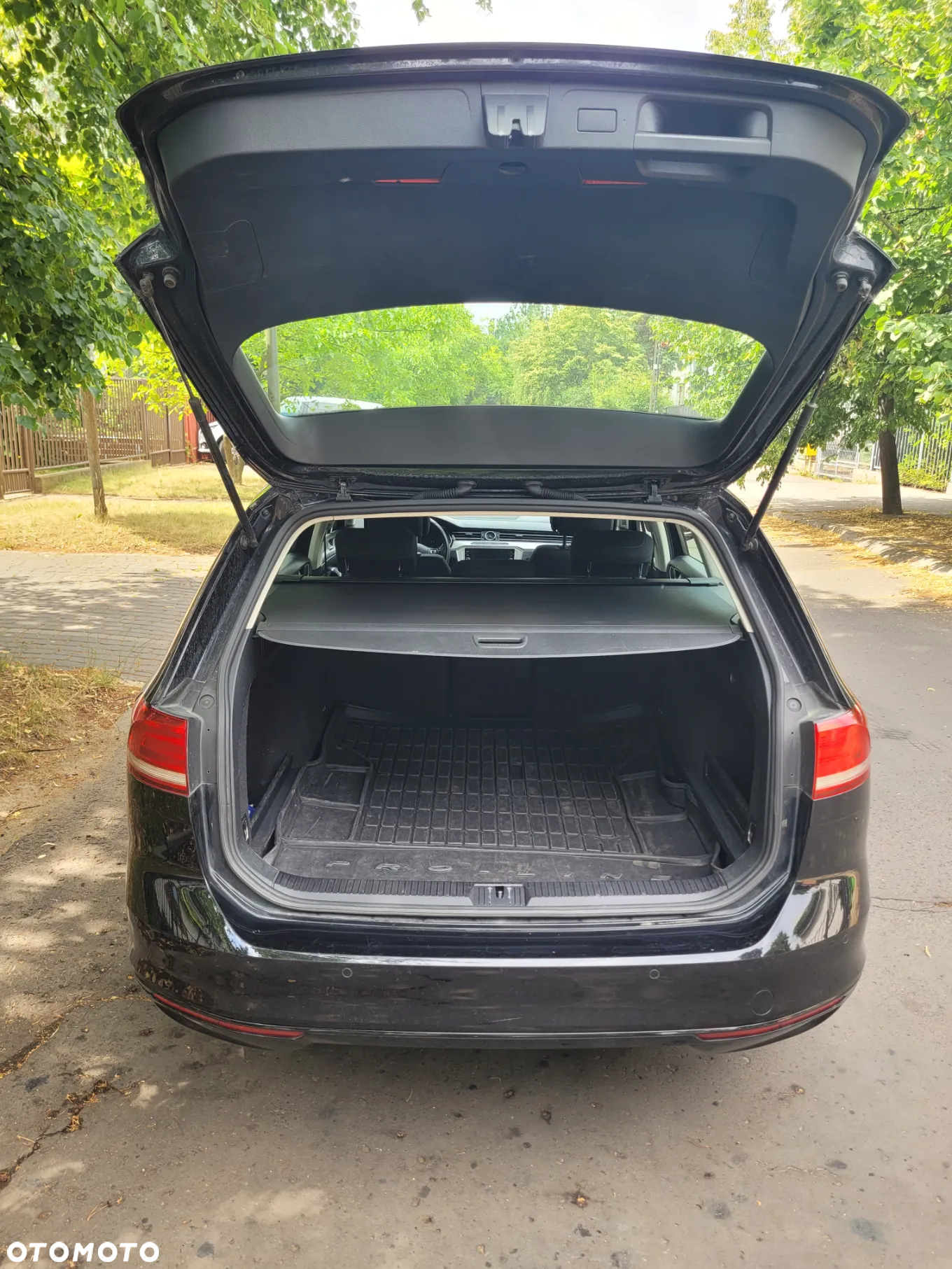 Volkswagen Passat 2.0 TDI BMT Comfortline - 11