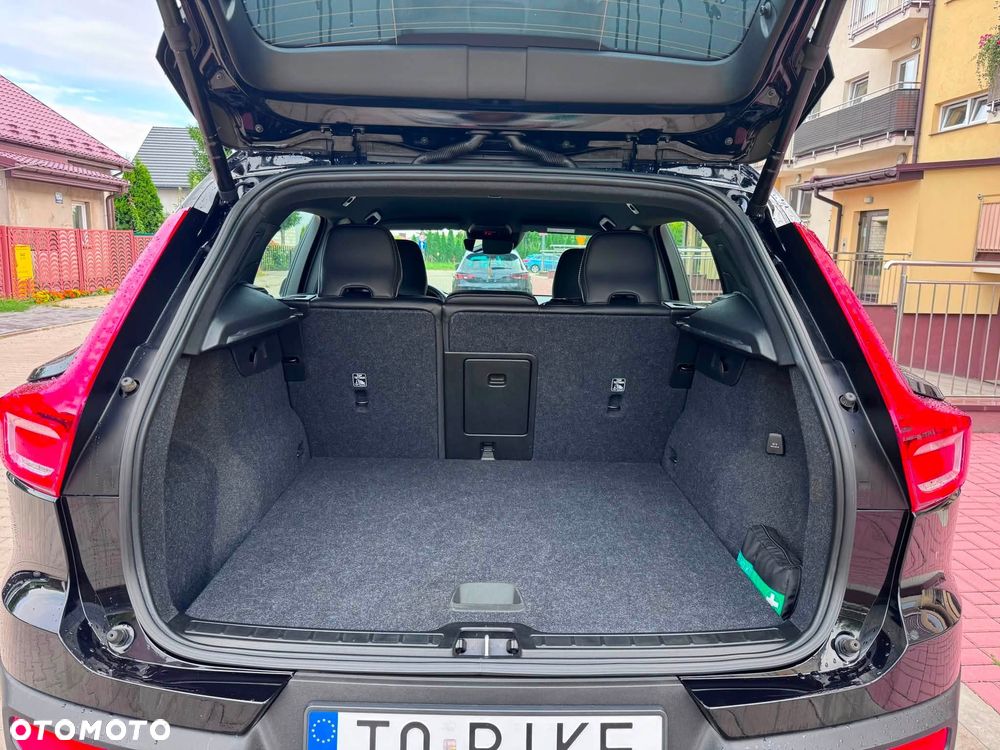 Volvo XC 40 T3 R-Design - 9