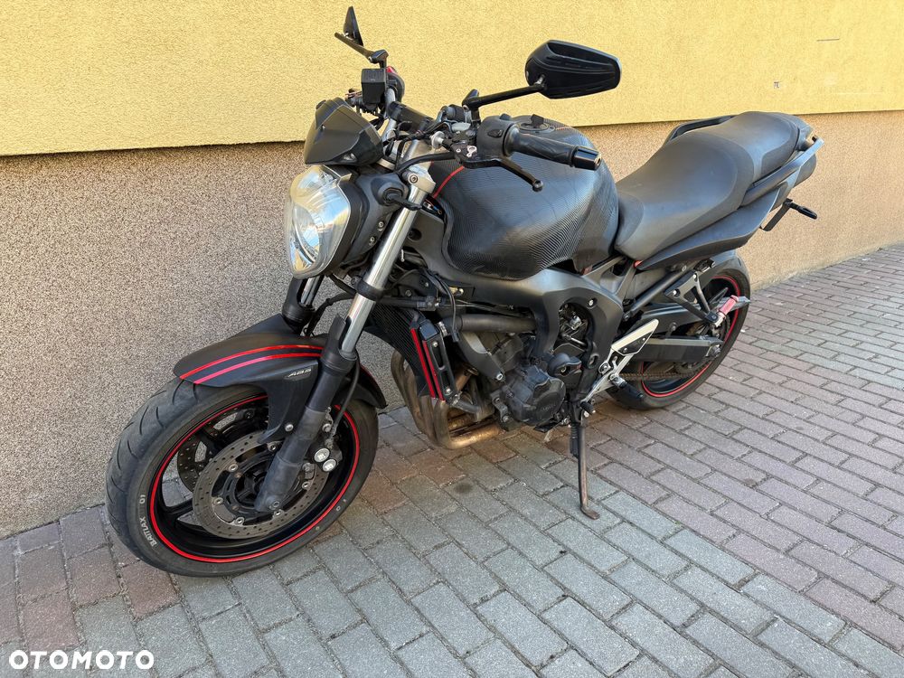 Yamaha FZ6 - 18