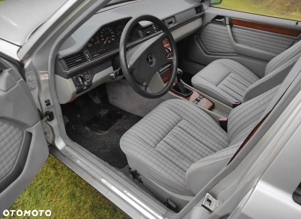 Mercedes-Benz W124 (1984-1993) - 6