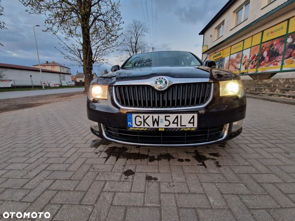 Skoda Superb 2.0 TDI Comfort - 13
