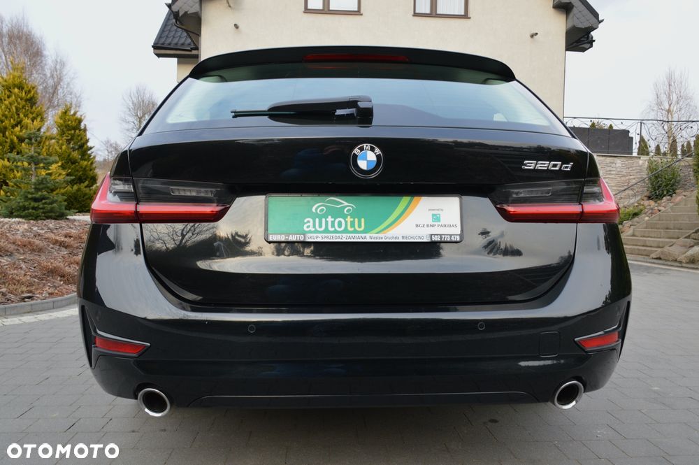 BMW Seria 3 320d Sport Line Shadow - 6